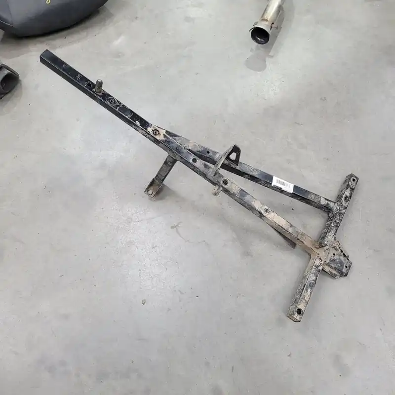 Réduction mount bracket, seat